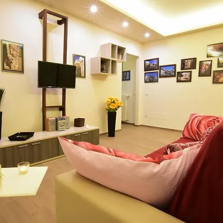 Dietro L'angolo Matera